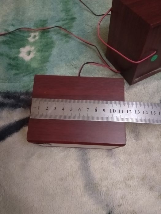 Колонки от сабвуфера.