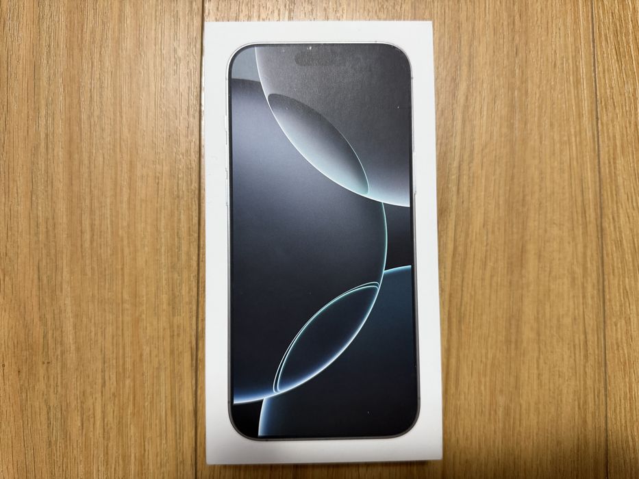 iPhone 16 Pro Max WHITE 512 GB Официален. Гаранция!