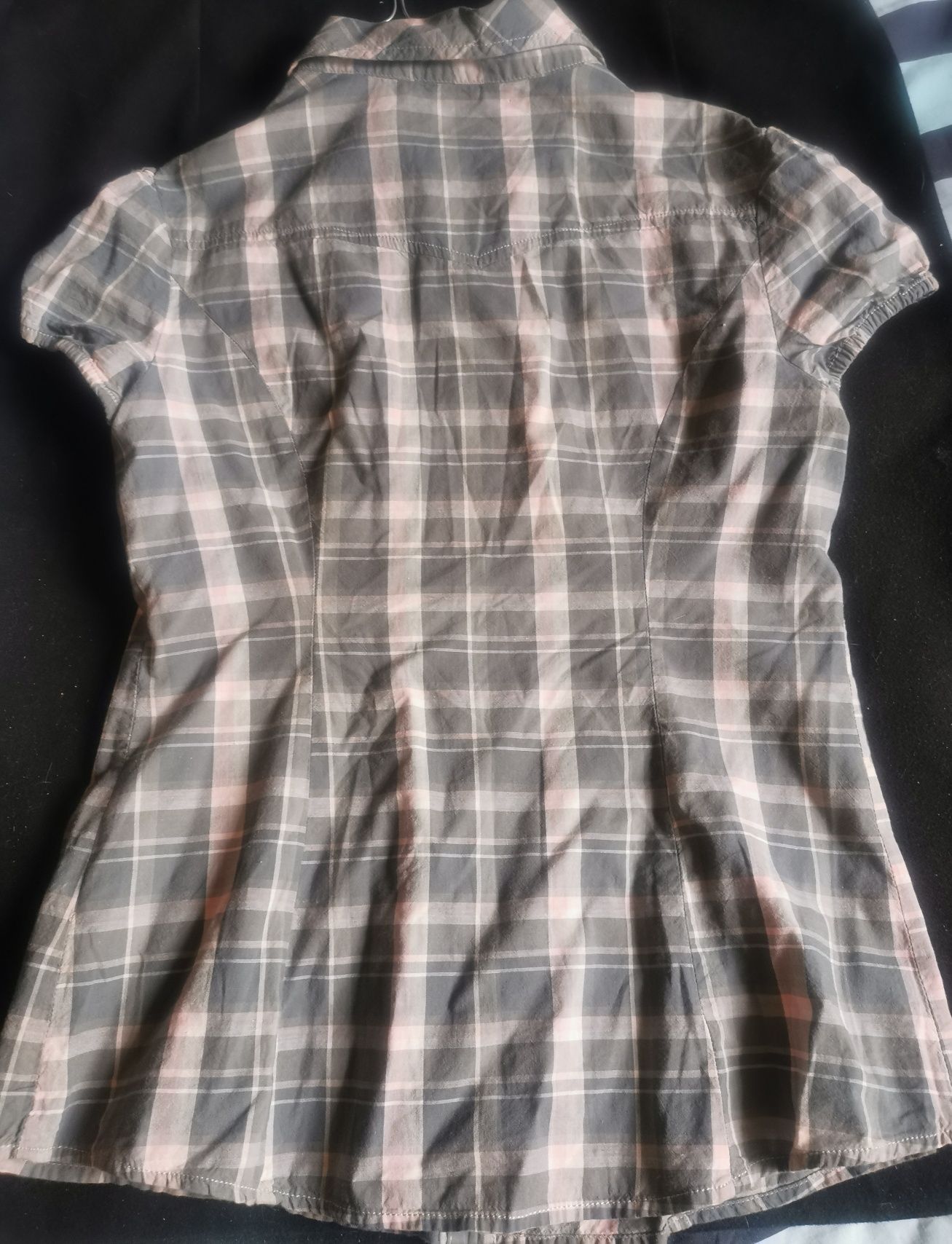 Младежка риза с къс ръкав, размер S-M, сиво и розово