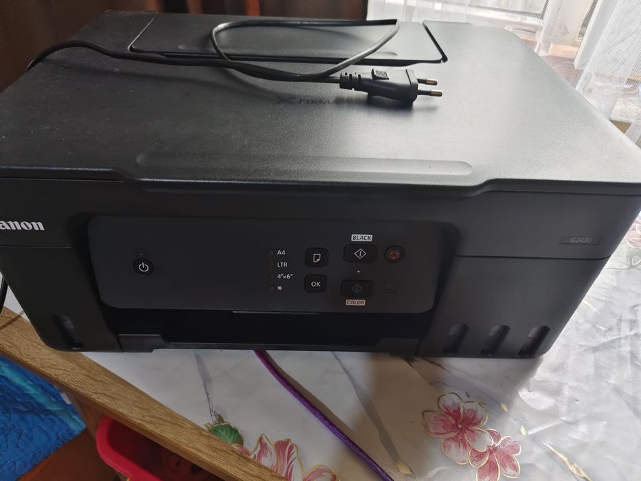 Принтер новый продам