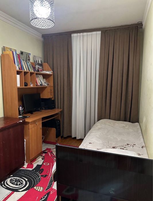 Хамза метро.  4комн. Кирпич.  75м2.  Чистая