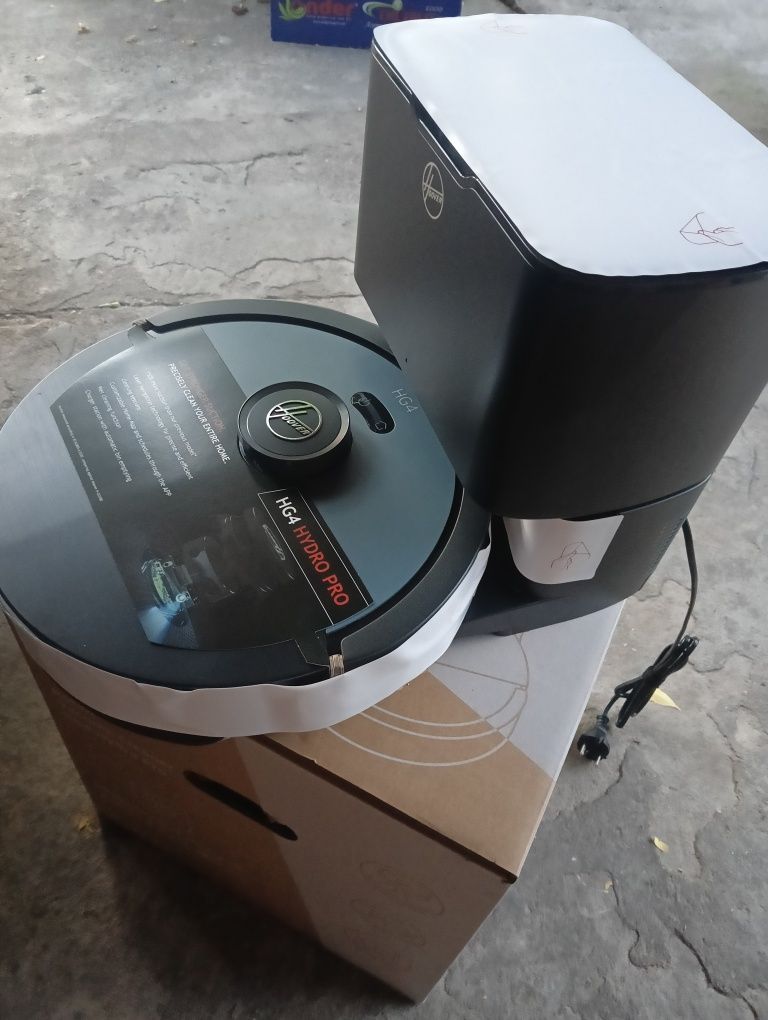 HOOVER прахосмукачка робот
