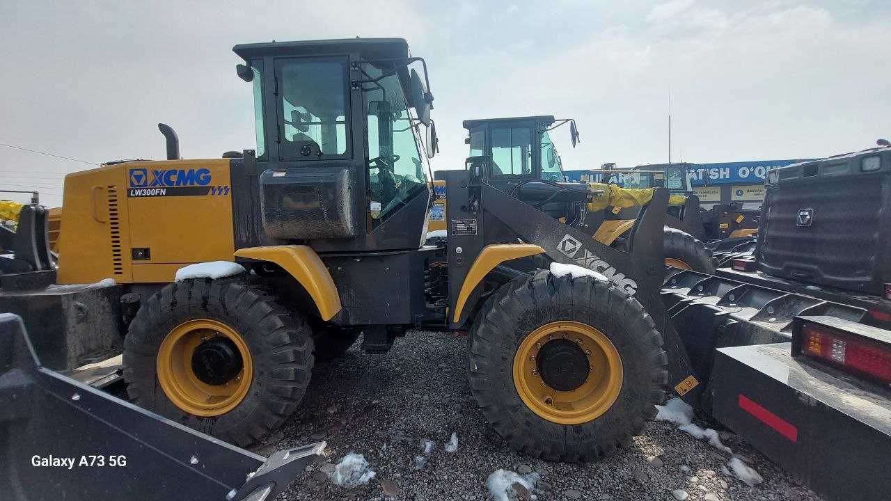 TOP Фронтальный Погрузчик XCMG LW300FN 1.8 куб, рычаг 2025г. Ташкент