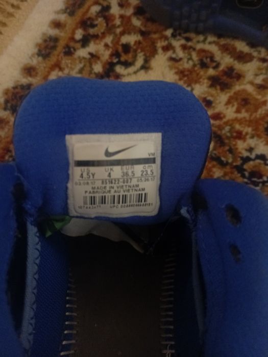 Adidaṣ  air nike 2017 marimea 38,5