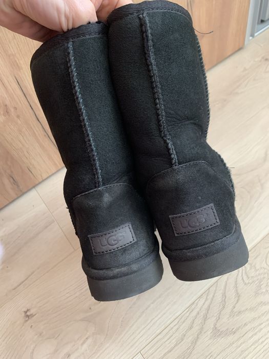 Ugg marimea 40 originale