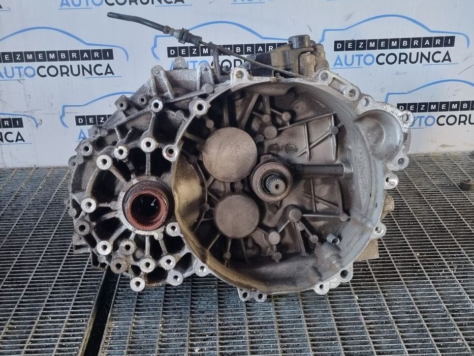 Cutie de viteze Volvo XC60 Facelift 2.4 D 2013 - 2017 181CP Manuala 6 Trepte D5244T12 ...