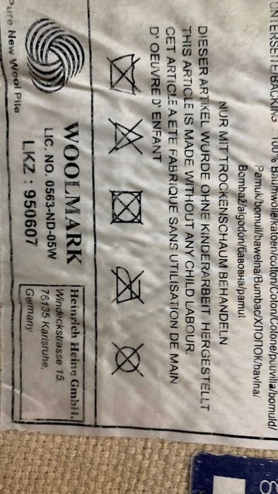 vând covor din lâna - 2x3 metri