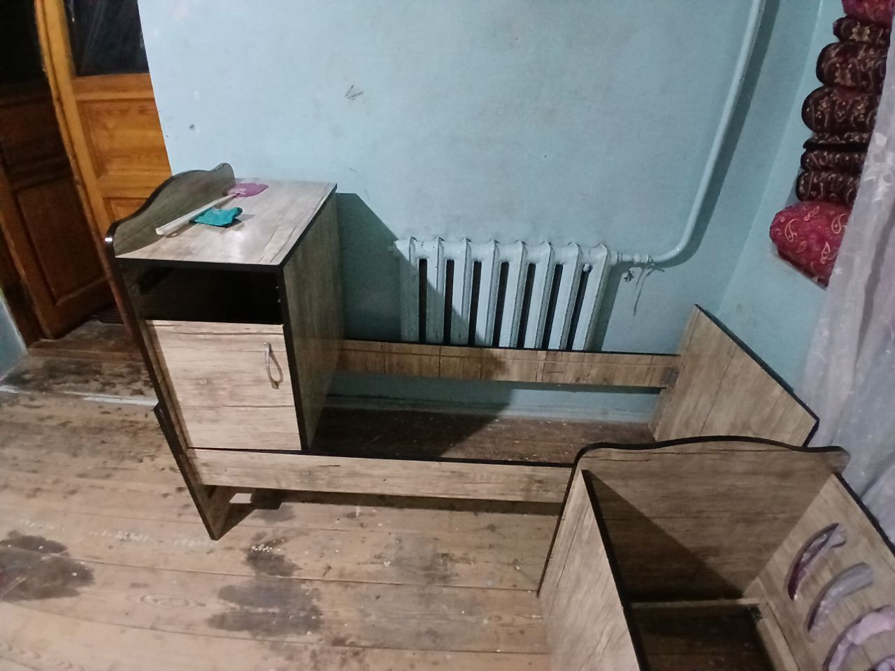 Kravat sotiladi tepasi pasi aloxida