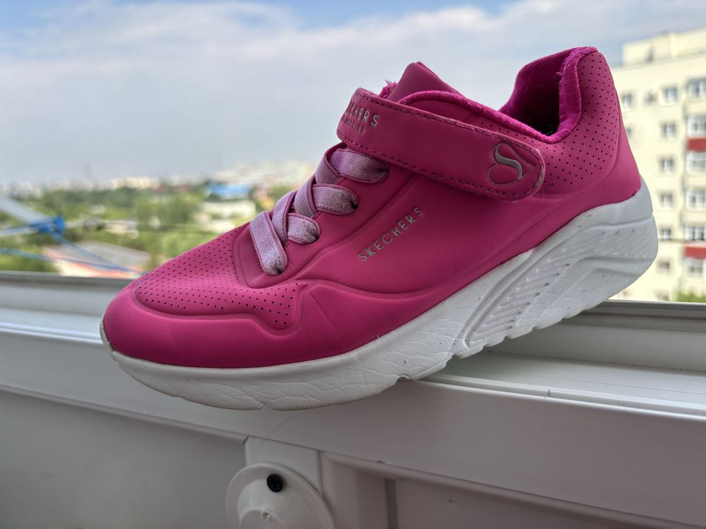 Ghetute Skechers 33
