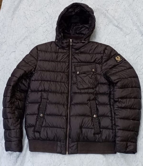 Vând geacă de bărbați Belstaff!