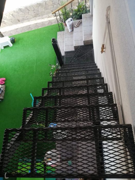 Scara metalica de exterior