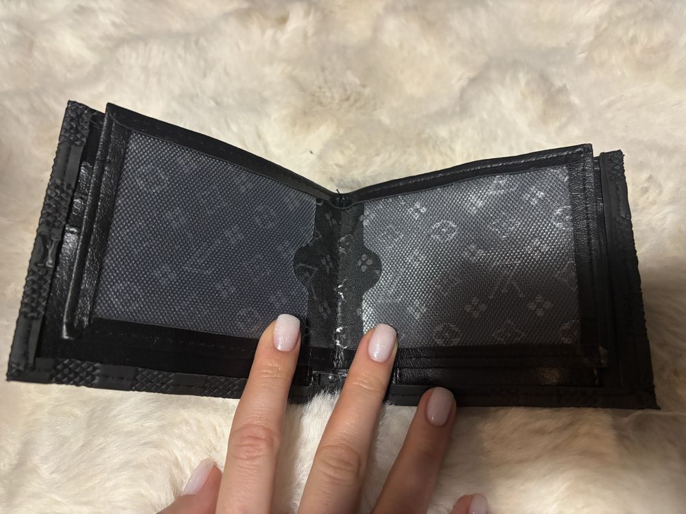 Мъжки портфейл LV