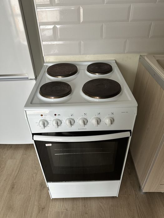 Электроплита Darina — работает отлично, включил и готовь!