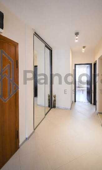 Дава се под наем Тристаен апартамент в София, Стрелбище - 120 кв.м за 750 € - Снимка #9