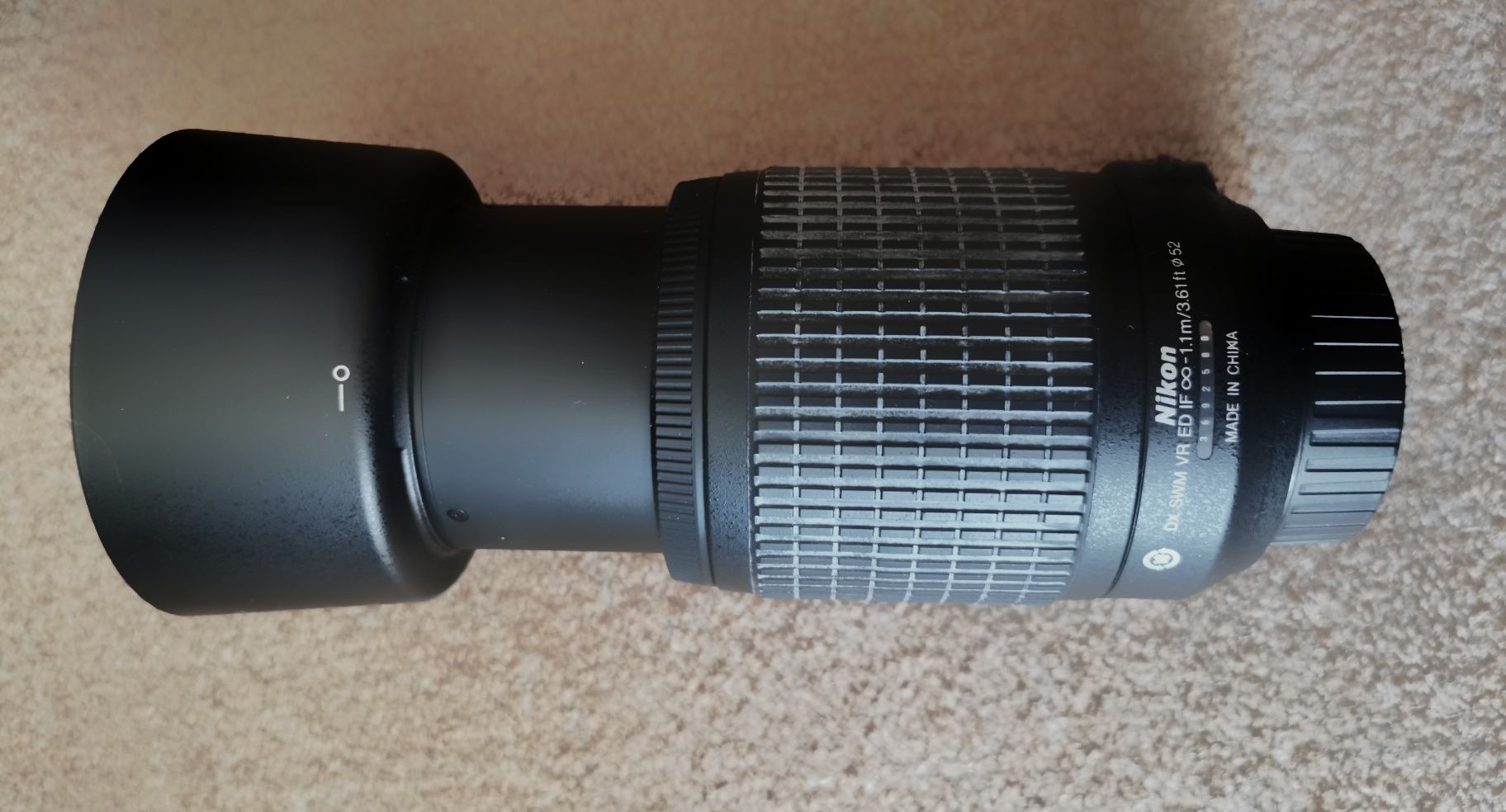 Nikon AF-S DX Nikkor 55-200mm f/4-5.6G VR
-Bгpaдeнa oптичнa cтaбилизaц