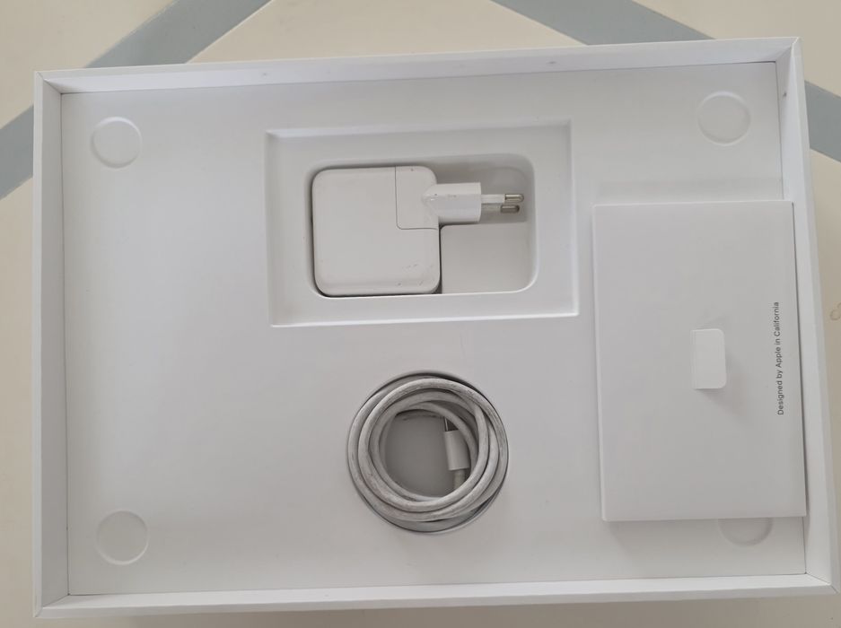 Macbook Air 2019 128 GB