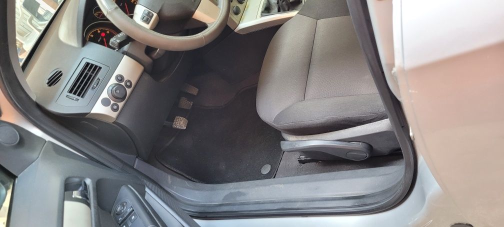 Opel astra H 2008
