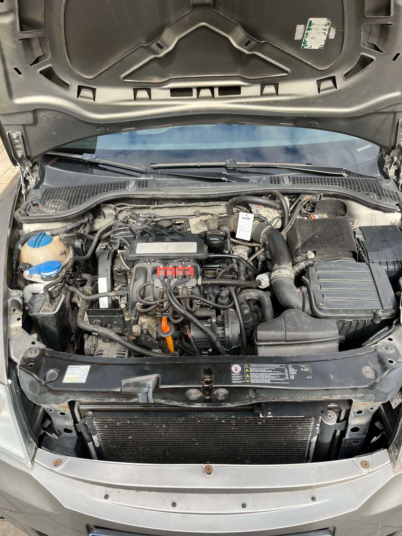 Vand Skoda Octavia 1,6 benzina
