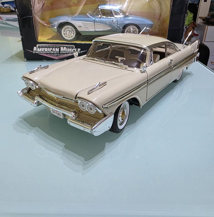Plymouth fury 1958 (1:18)