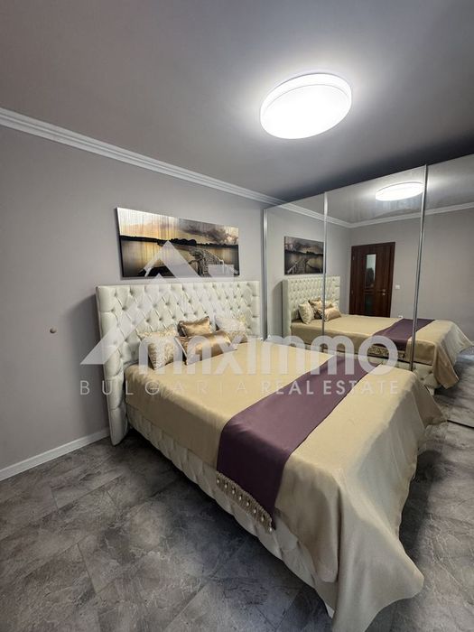 Продава се Тристаен апартамент в Варна, Аспарухово - 110 кв.м за 1845 €/кв.м - Снимка #8