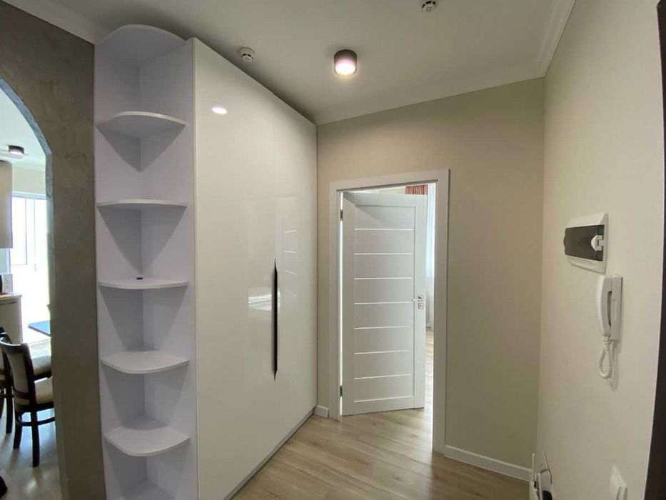 Дава се под наем Двустаен апартамент в София, Хладилника - 56 кв.м за 500 € - Снимка #3