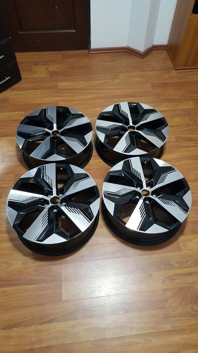 JanteRenaultMeganETechKoleosScenicEspaceAustralNisanXTrailAriya5X114.3