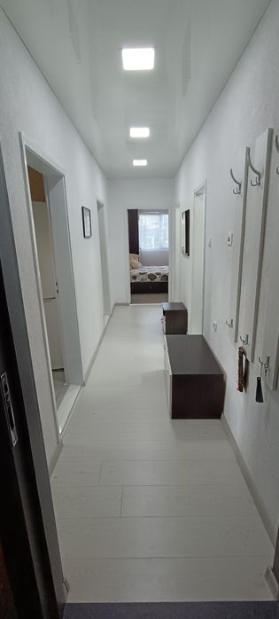 Дава се под наем Тристаен апартамент в Шумен, Боян Българанов 1 - 68 кв.м за 331.5 € - Снимка #11