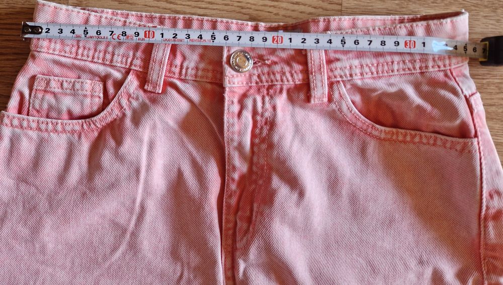 Fustă scurtă din jeans roz