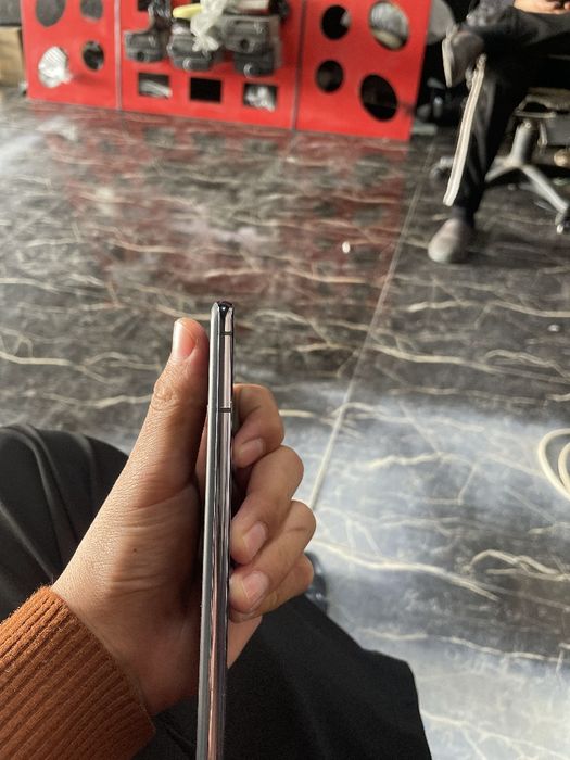 S21 5G sotiladi 8/256