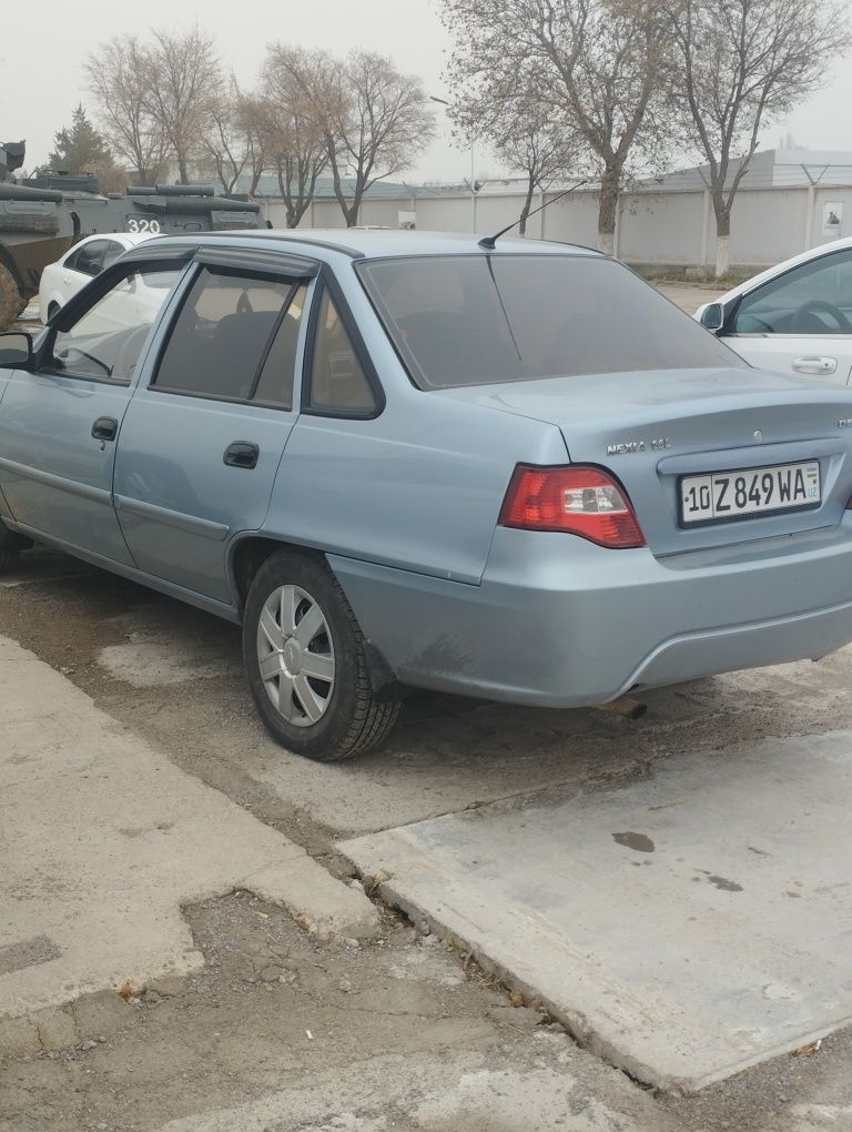 Nexia 2.     1.6  mayor sotiladi,2014 yil, probegi  133624 km