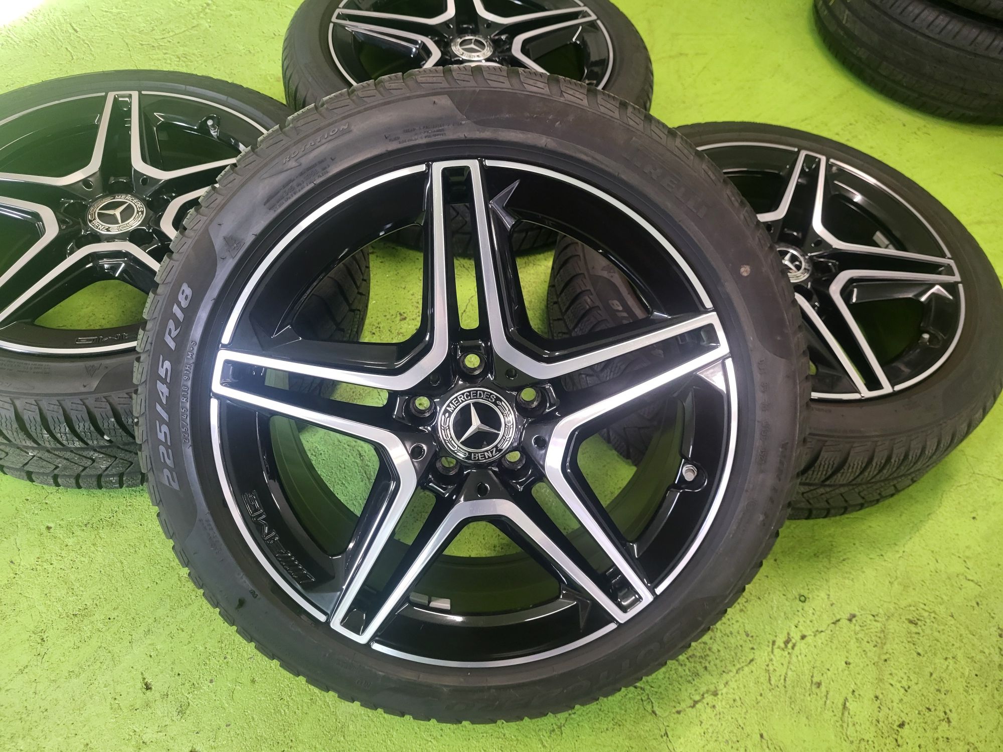 18 5x112 Mercedes CLA A B Class Amg 225/45/18 5х112
