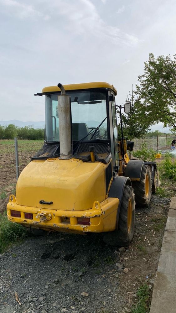 Incarcator Frontal JCB 409B