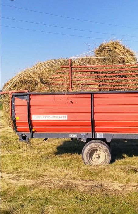 Deutz Fahr ptr masă verde/lucernă/fân