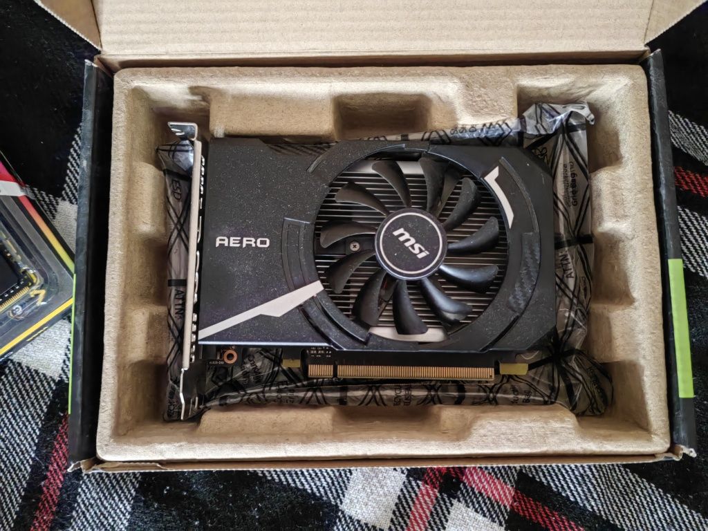 Оперативная паметь ddr4 corsair vengernce rgb pro