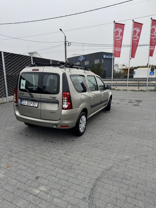 Dacia Logan MCV 2011