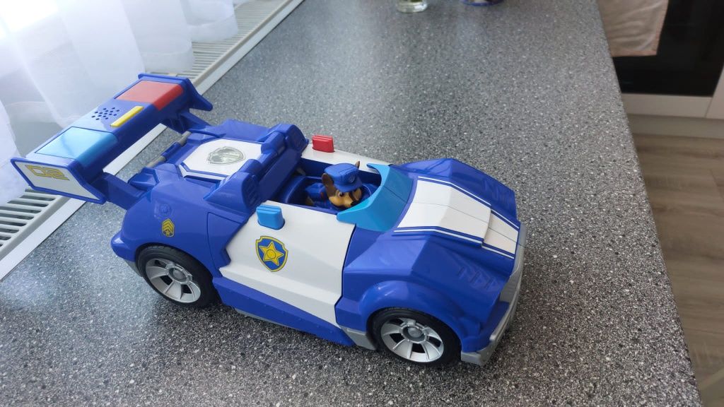 Vând mașina de poliție Paw Patrol Chase