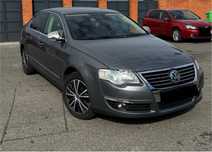 Volkswagen Passat B6 / 2.0 Tdi / DSG/Hightline / Alcantara / Navigatie