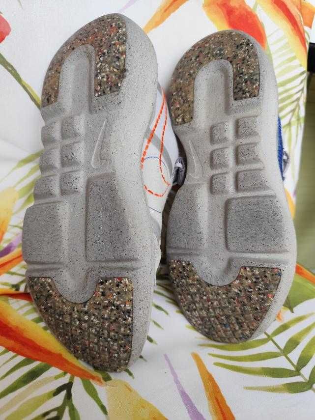 Обувки на nike за дете