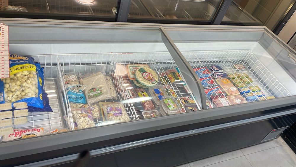 Морозильник новый