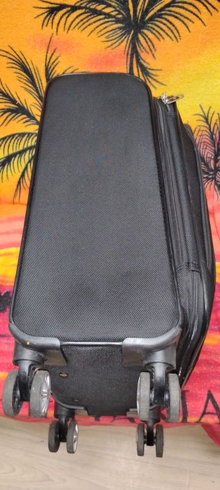 Куфар Samsonite черен оригинален