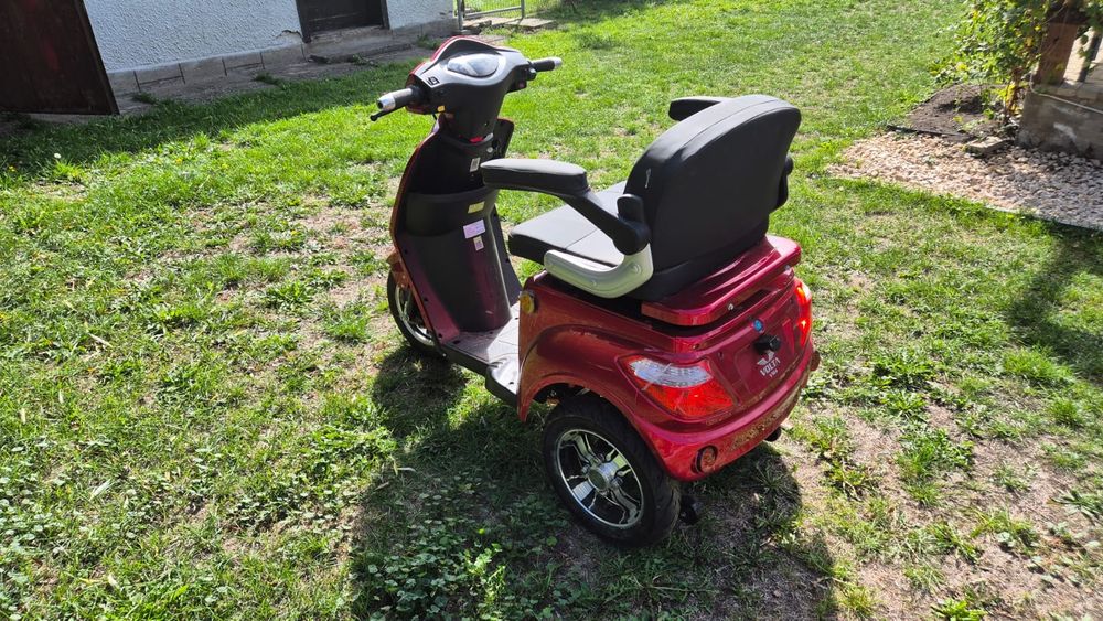 Triciclu/moped/scuter electric