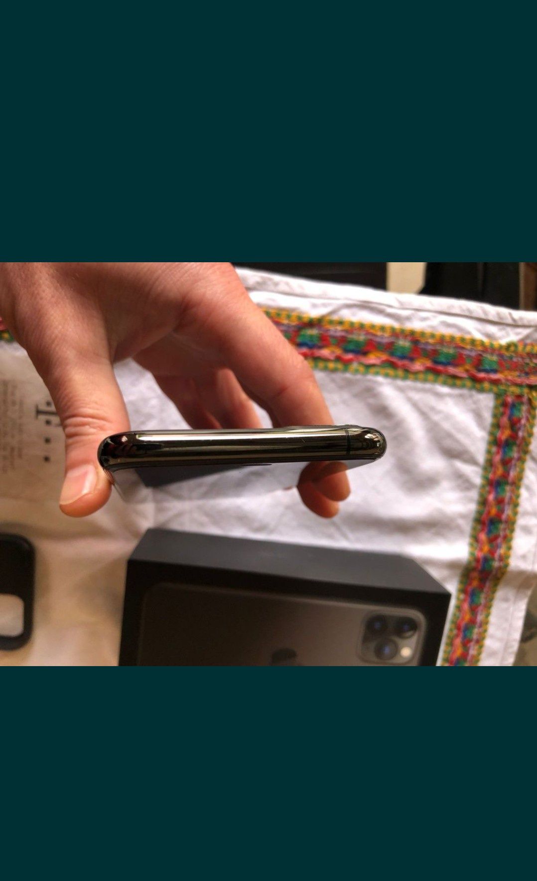 iPhone 11 pro primul proprietar,impecabil
