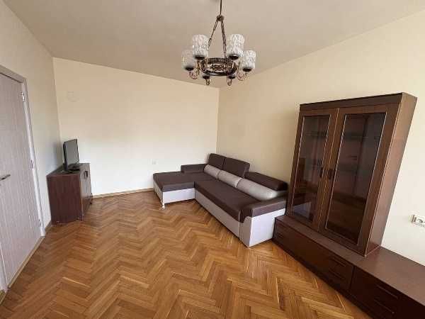 Продава се Тристаен апартамент в Бургас, Лазур - 85 кв.м за 2236 €/кв.м - Снимка #8