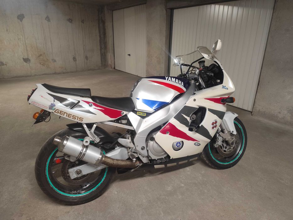 Yamaha FZR600R 1994