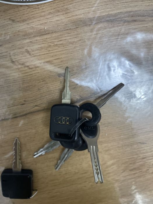 Ключи от Ауди и Мерседеса, Audi Mercedes