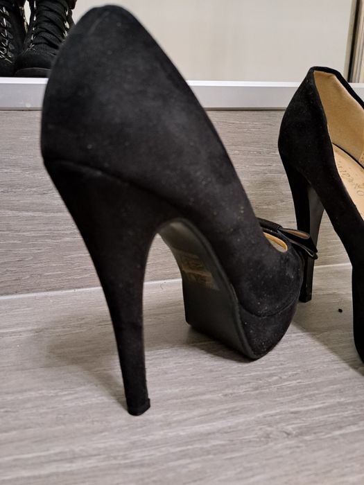 Pantofi eleganți