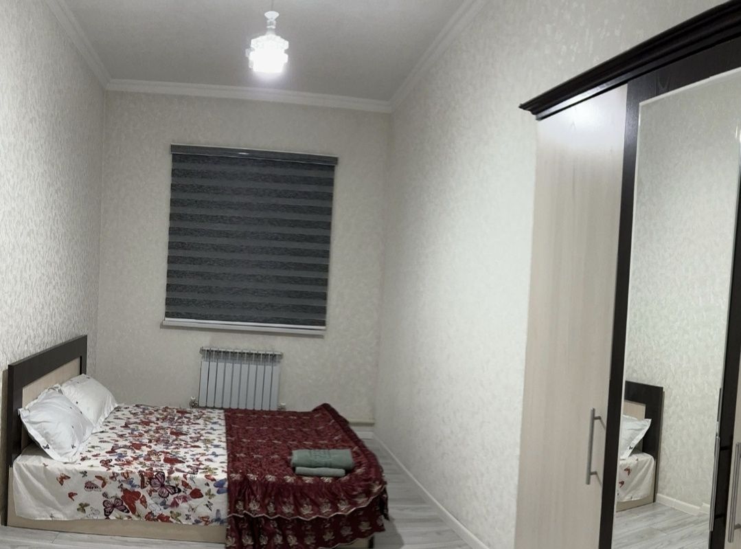 КВАРТИРА по суточно 
часовой,
со всеми условиями ,
Отдельно от мик