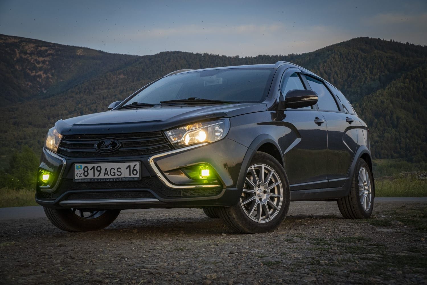 Lada Vesta SW Cross