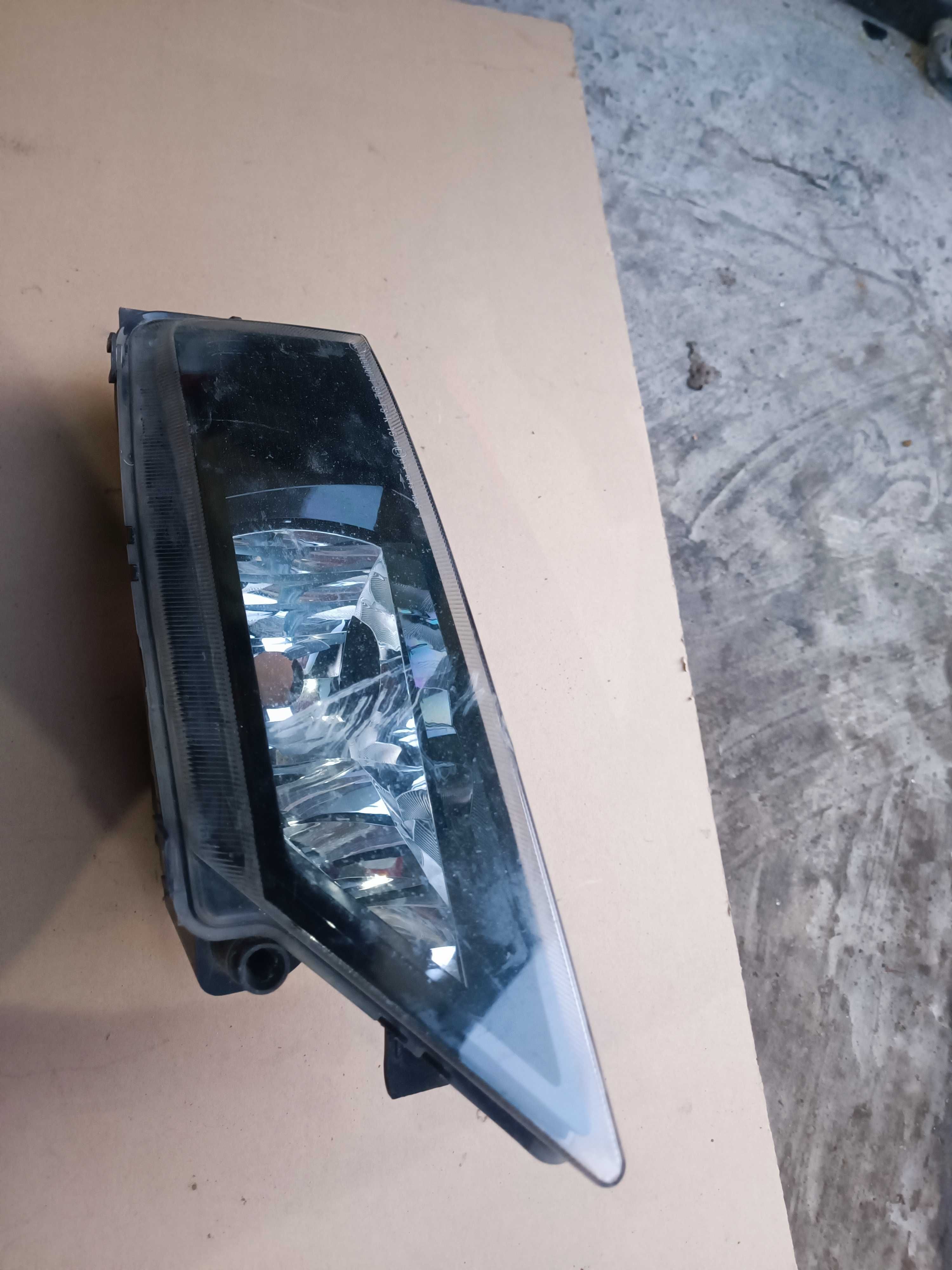 Десен халоген VW Tiguan 5N / Тигуан