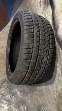 Единични гуми 245/40R18